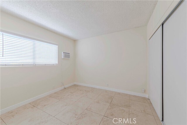 Photo - 1381 Burwood St