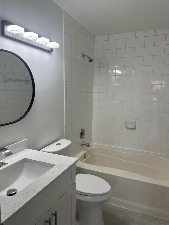 Photo - 2113 Renaissance Blvd Unit 306