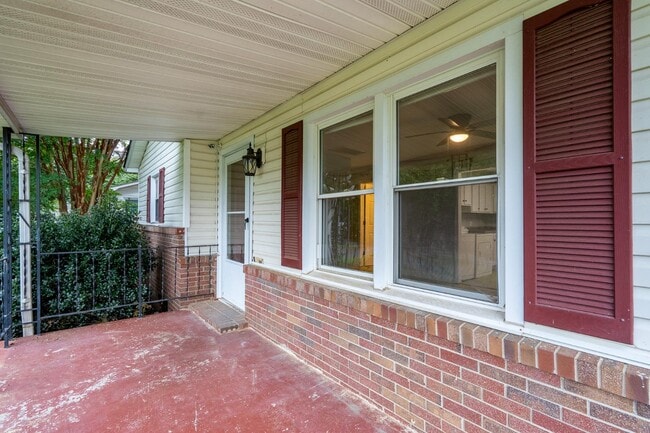 Photo - 113 Crestview Dr