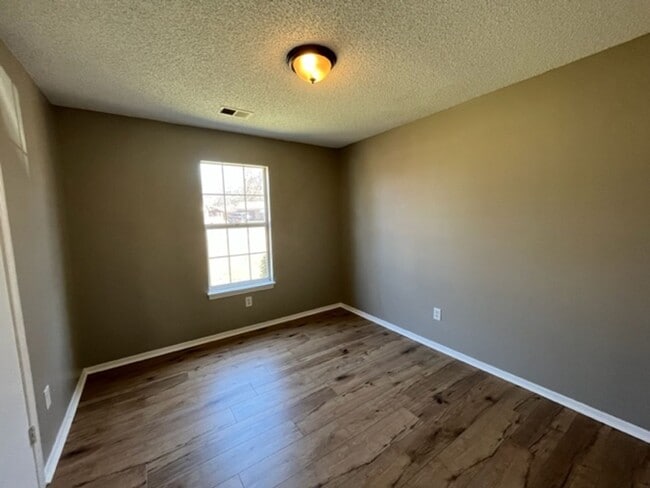 Photo - Renovated 3 Bedroom 2 Bath Home for Rent!!