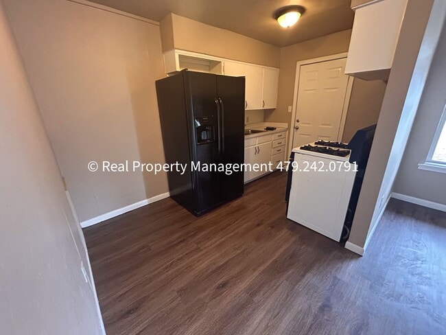 Photo - 2301 S V St Unidad Apt - 1