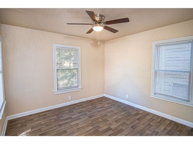 Photo - Great Amazing Home So Close to Downtown