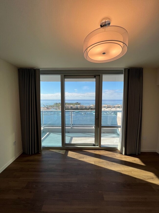 Photo - ** 2 BEDROOM 2 BATH** 2 covered PARKING, O... Unit 2008