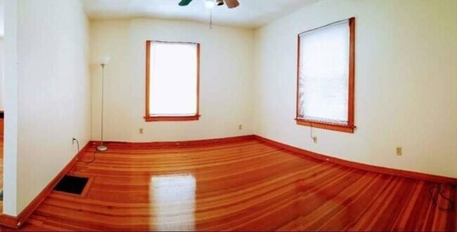 22 Harnden Rd Unit 1