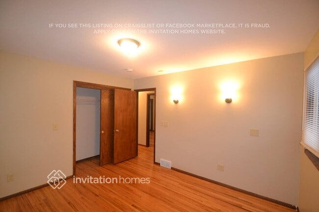 Photo - 5300 81st Ave N