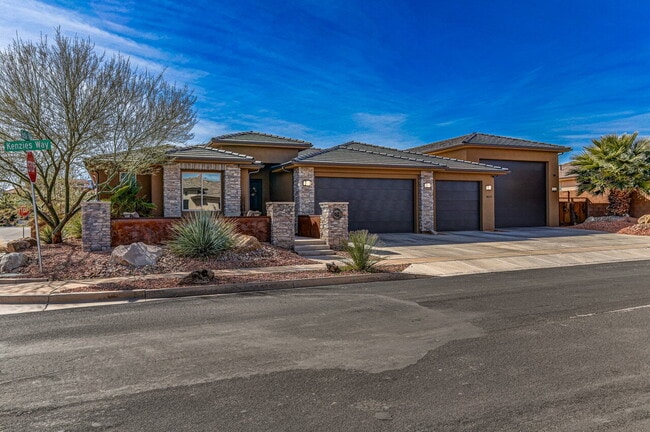 Building Photo - "Charming 3-Bedroom Retreat with 2 Baths and 2150 Sq. Ft. of Comfort in Santa Clara!"