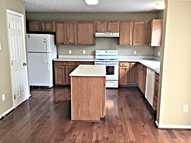 Photo - 135 Easton Manor Dr Casa