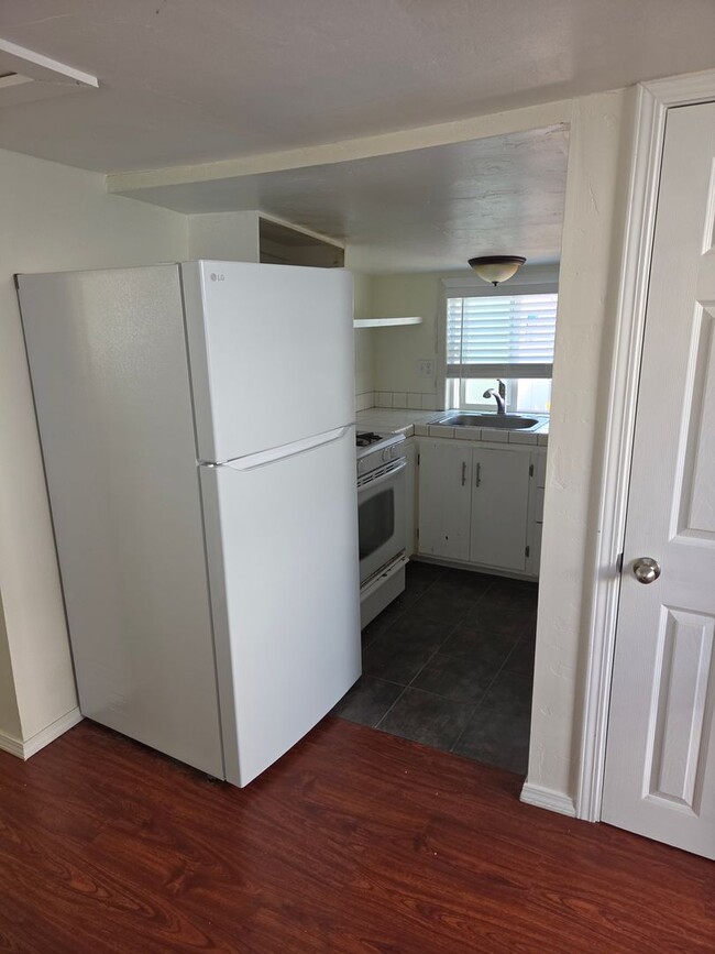 562 N 8th St Unidad C