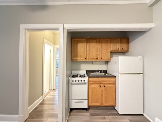Photo - 3824 N Fremont St Unit 803