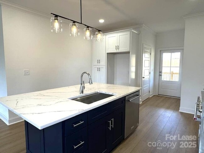 Photo - 8070 Blackwood Rd