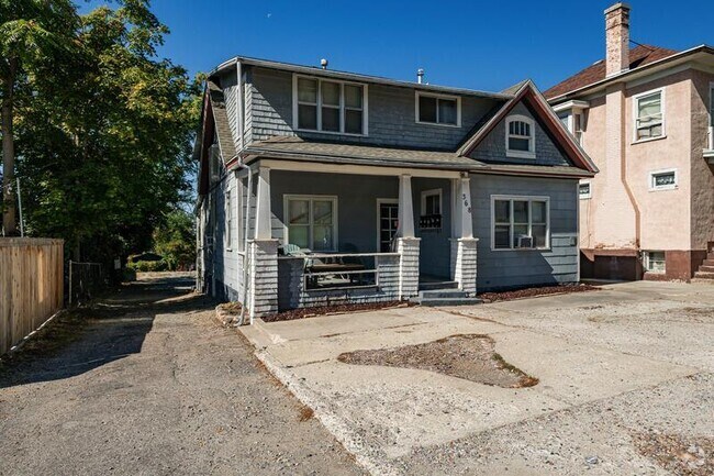 Building Photo - 368 S University St Rental