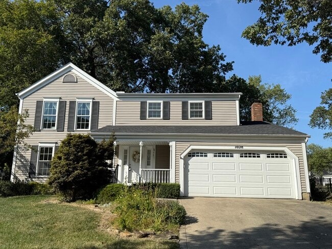 Building Photo - Updated 4 Bedroom, 2.5 Bath Home