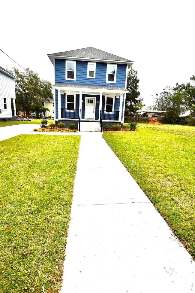 Photo - 1907 Grayson St