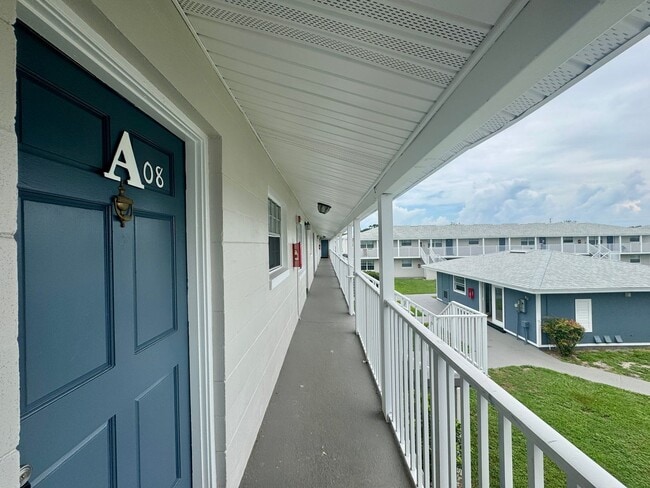 1 Bed/1 Bath Second Floor Condo in recentl... - 1 Bed/1 Bath Second Floor Condo in recentl... Unidad A8