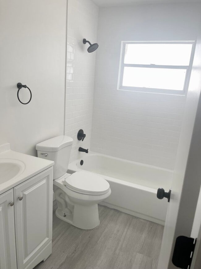 Photo - Millie Gardens