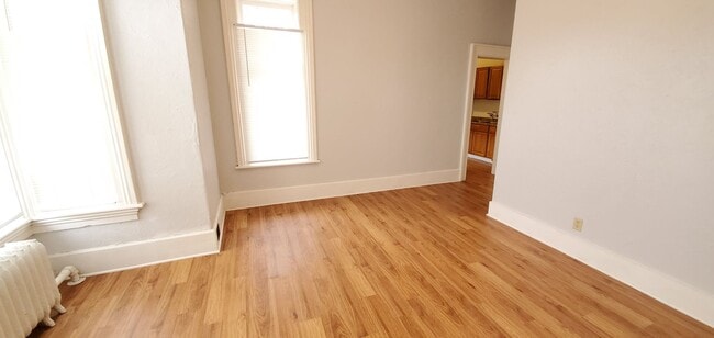 Photo - 332 S Webster Ave Unit Apt. 1