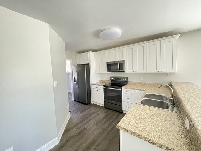 Photo - Great location near 321 for this 3 bedroom...