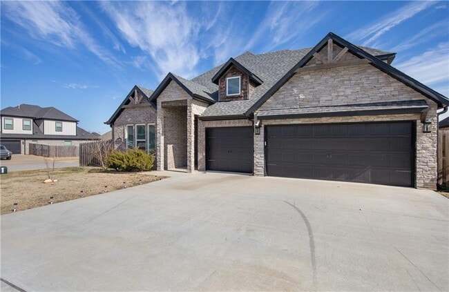 Photo - 1140 Hope St