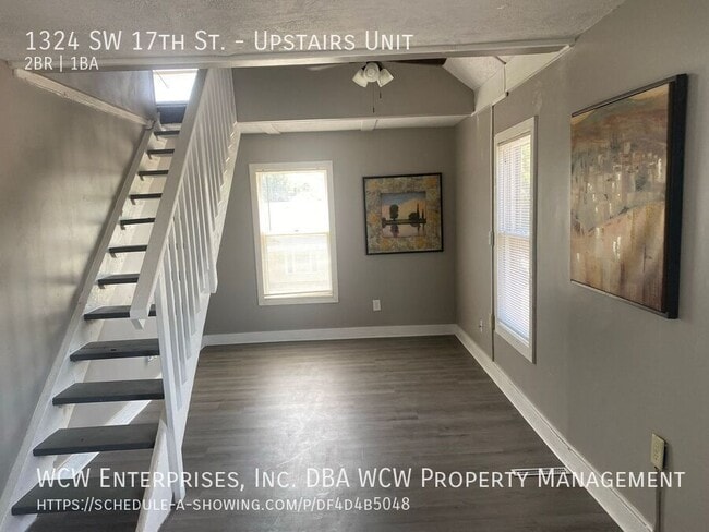 Photo - 1324 SW 17th St Unit Upstairs