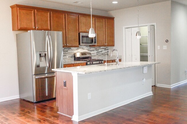 Photo - Exquisitely Maintained Move-in Ready!