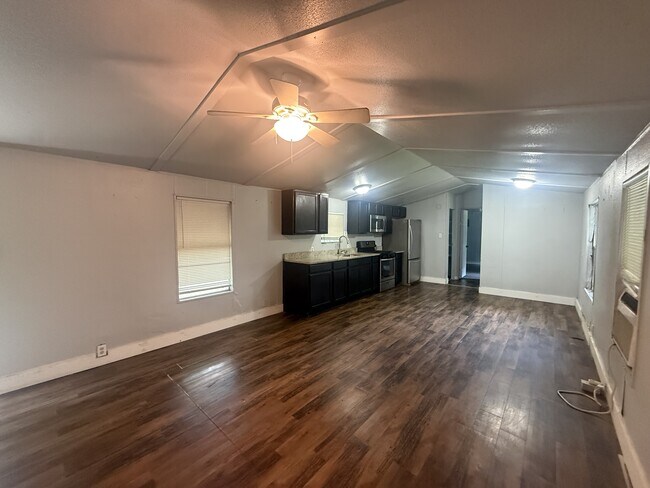 Photo - 412 North St