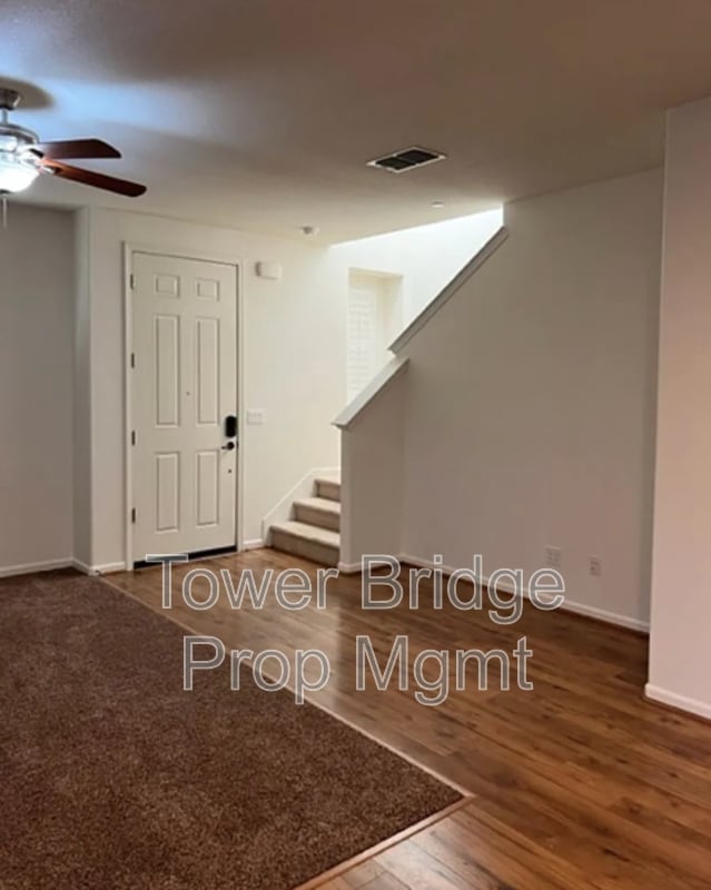 Photo - 3057 Village Park Dr