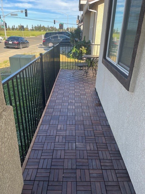 Photo - 760 Frayne Way