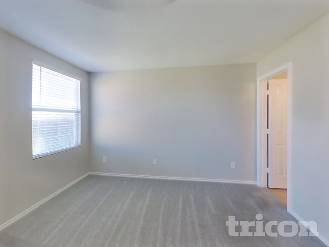 Photo - 6216 Thoroughbred Trail