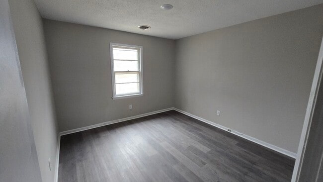 Photo - 214 N Discovery St