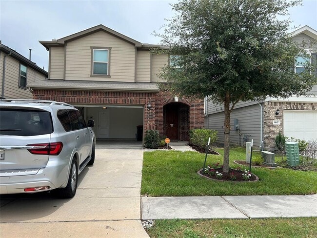 Photo - 9843 Mls Fld Dr Casa
