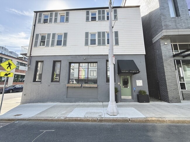 Building Photo - 85 A St Unit 3