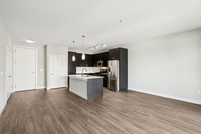 E1 - Woodview Apartments