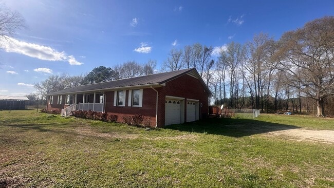 Photo - 468 Sandy Foundation Rd