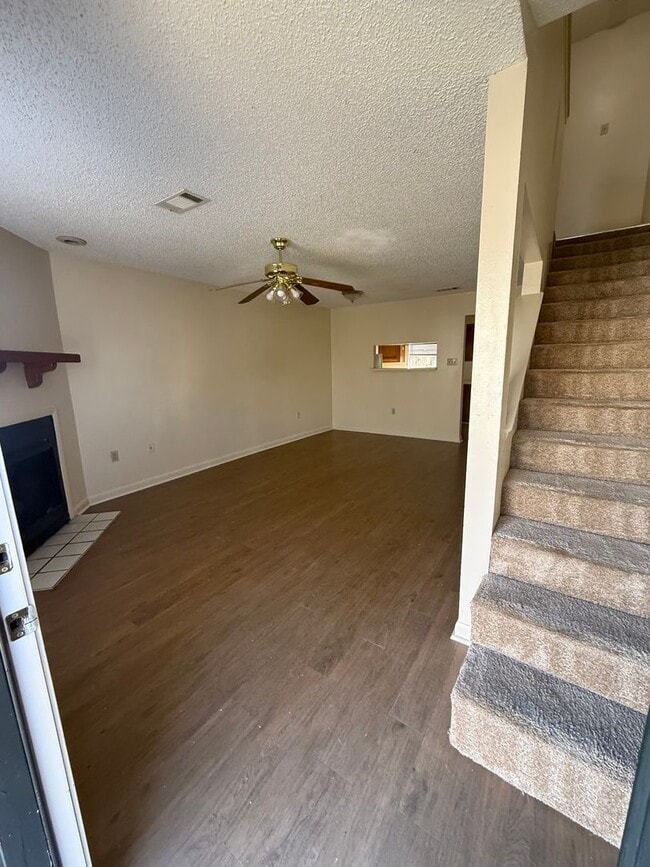 Photo - 2BD 2.5BA CONDO WITH WATER INCLUDED