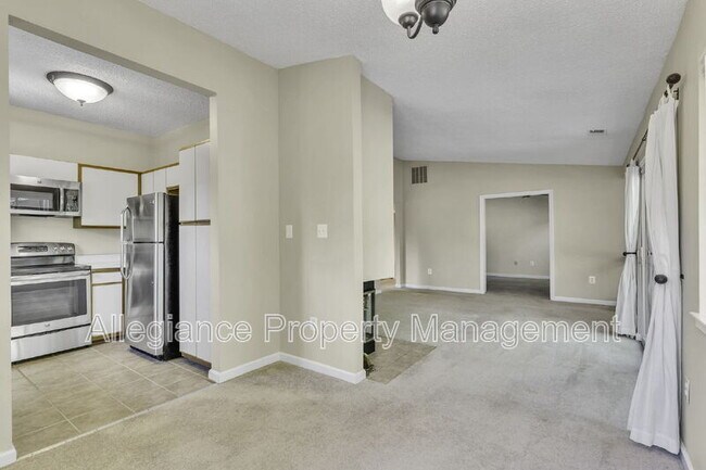 Photo - 11041 Villaridge Ct