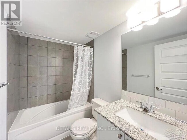 Photo - 1420 Hemlock Rd