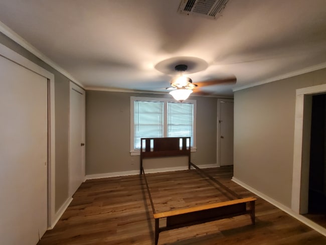 Photo - 2815 Graybow Rd