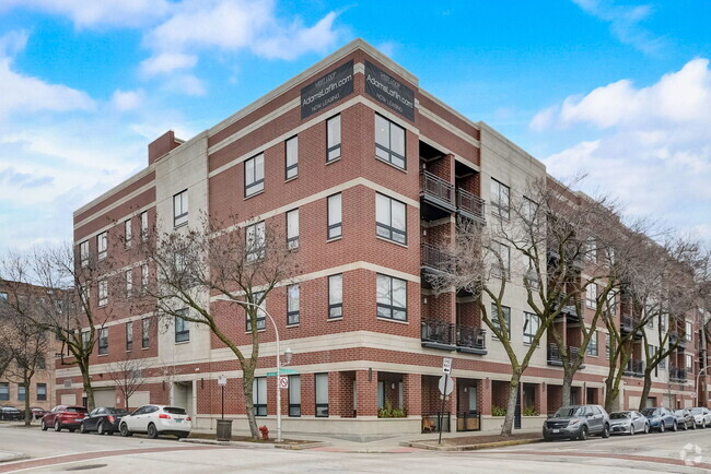 Building Photo - 128 S Laflin St Rental