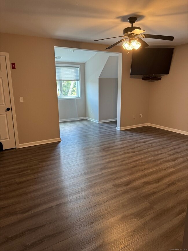 Photo - 255 Cherry St