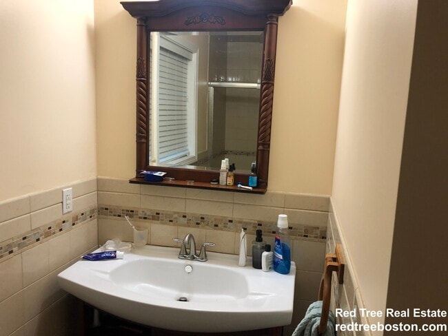 Photo - 207 Hillside St Unit 2