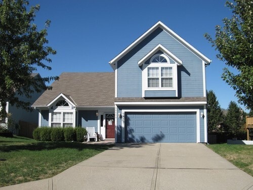 {12532} Immaculate Split-Level Home + Fenc... - {12532} Immaculate Split-Level Home + Fenc...