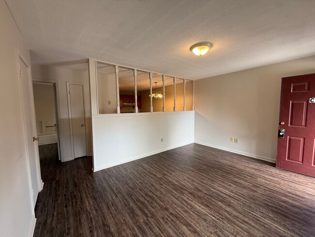 Photo - 605 Adelle St SW Unit C