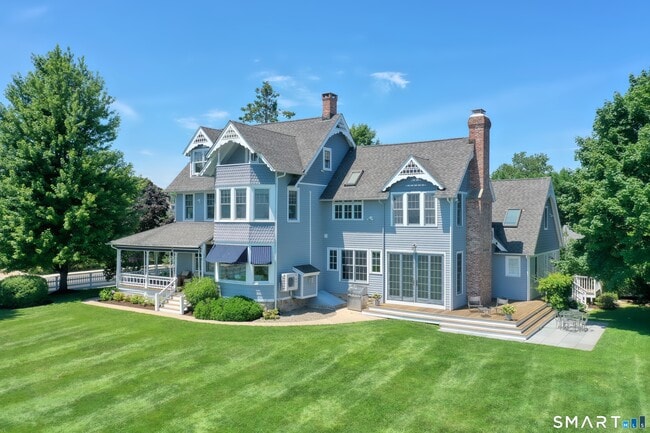 71 Cove Ave
