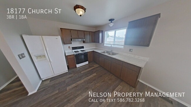 Photo - 18177 Church St