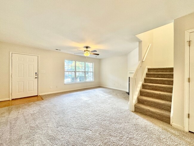Photo - Charming 2 Bedroom Townhome in Chelsea Commons