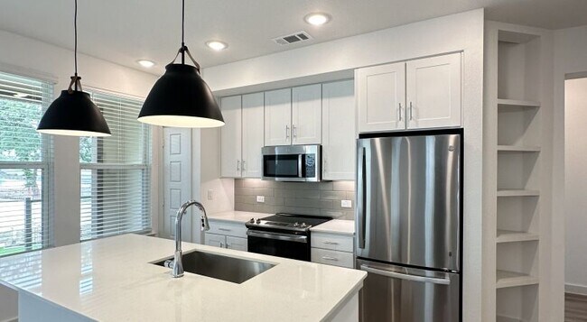 Photo - 149 Larkspur Park Blvd Unidad 10306