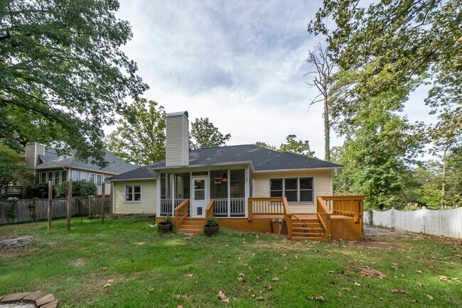 Photo - This delightful 4 bedroom, 3 bathroom home!