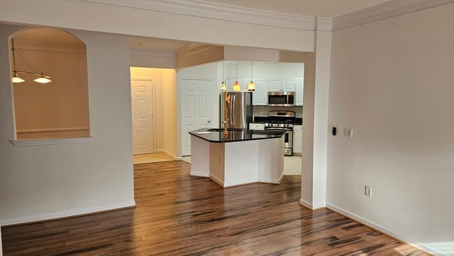 Photo - 23 Arch Pl Unit 273