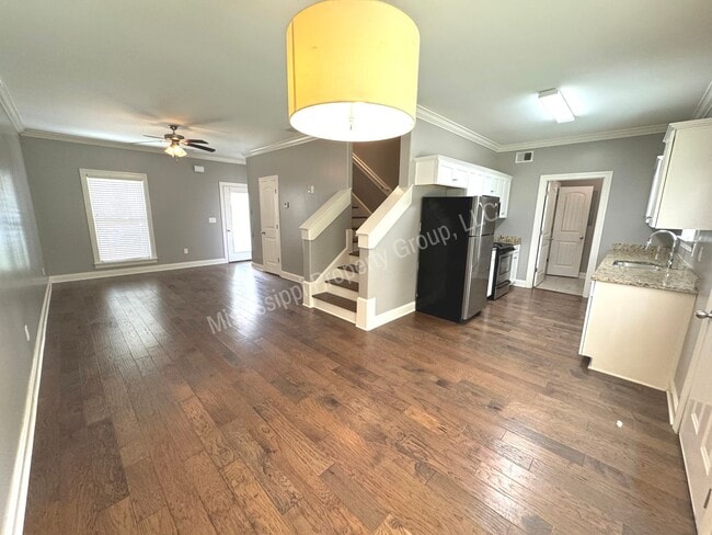 Photo - 4BD/4.5BA FOR RENT