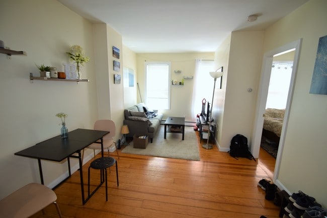 Photo - 77 Phillips St Unidad 2F